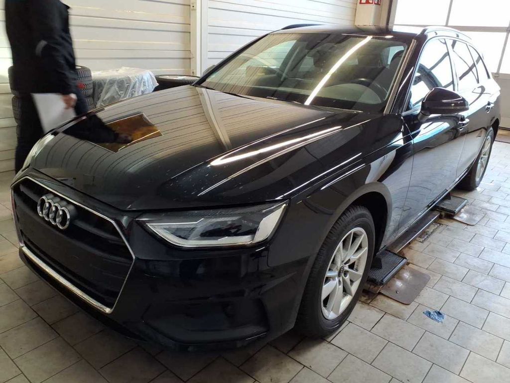 Audi A4 2021