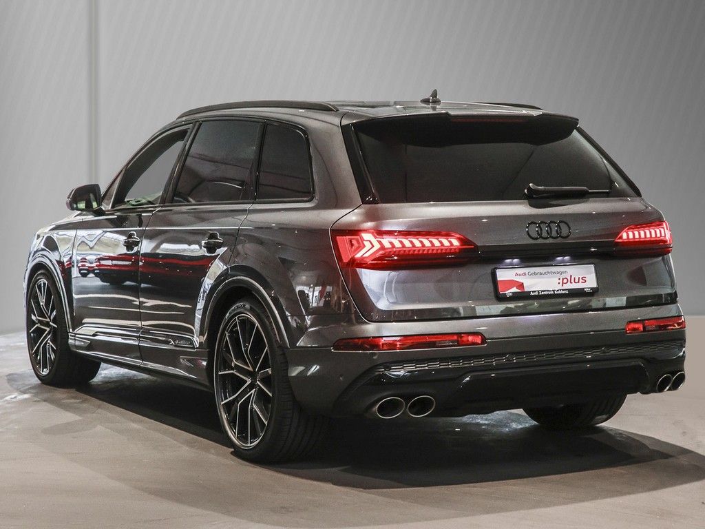 Audi SQ7 2023