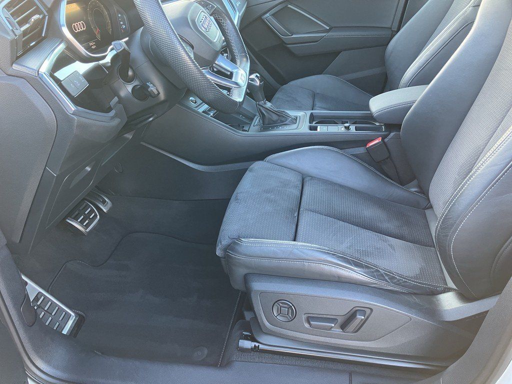 Audi Q3 2023