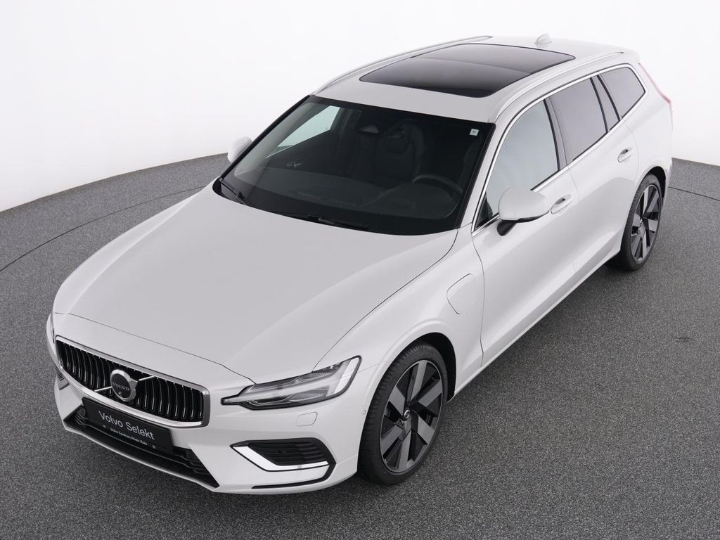Volvo V60 2025