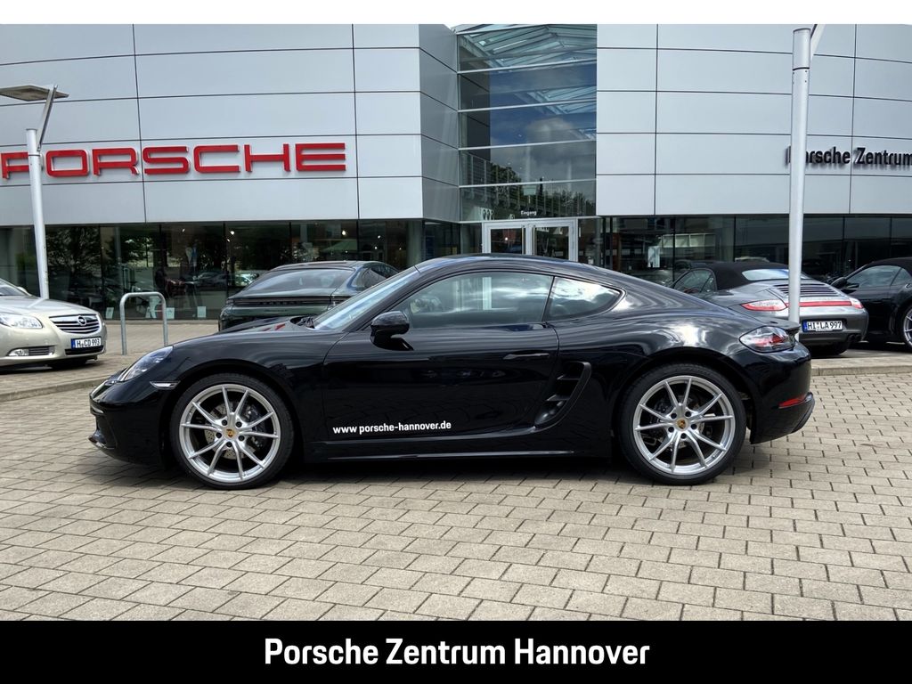 Porsche Cayman 2024