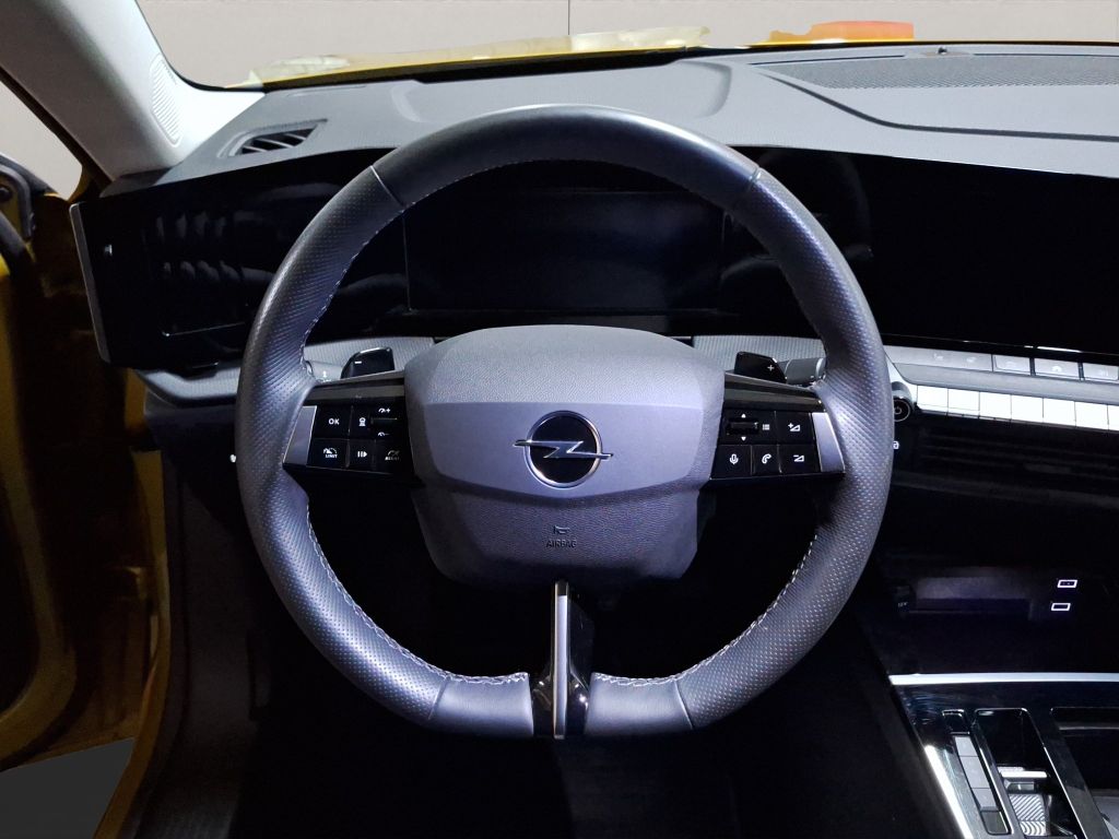 Opel Astra 2022