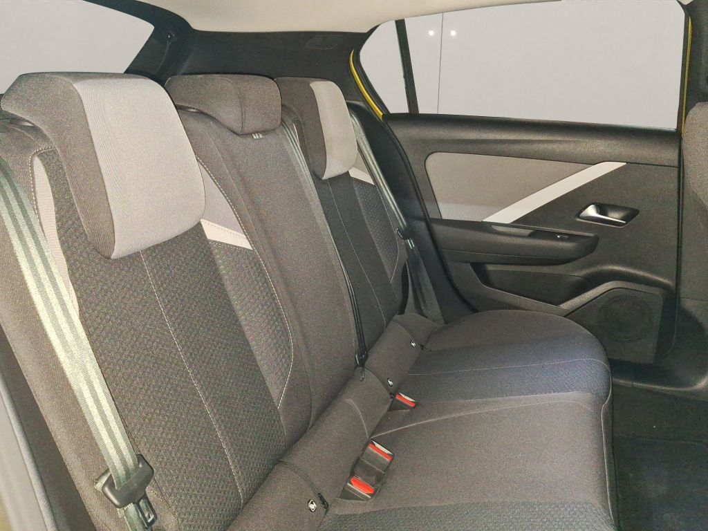 Opel Astra 2022