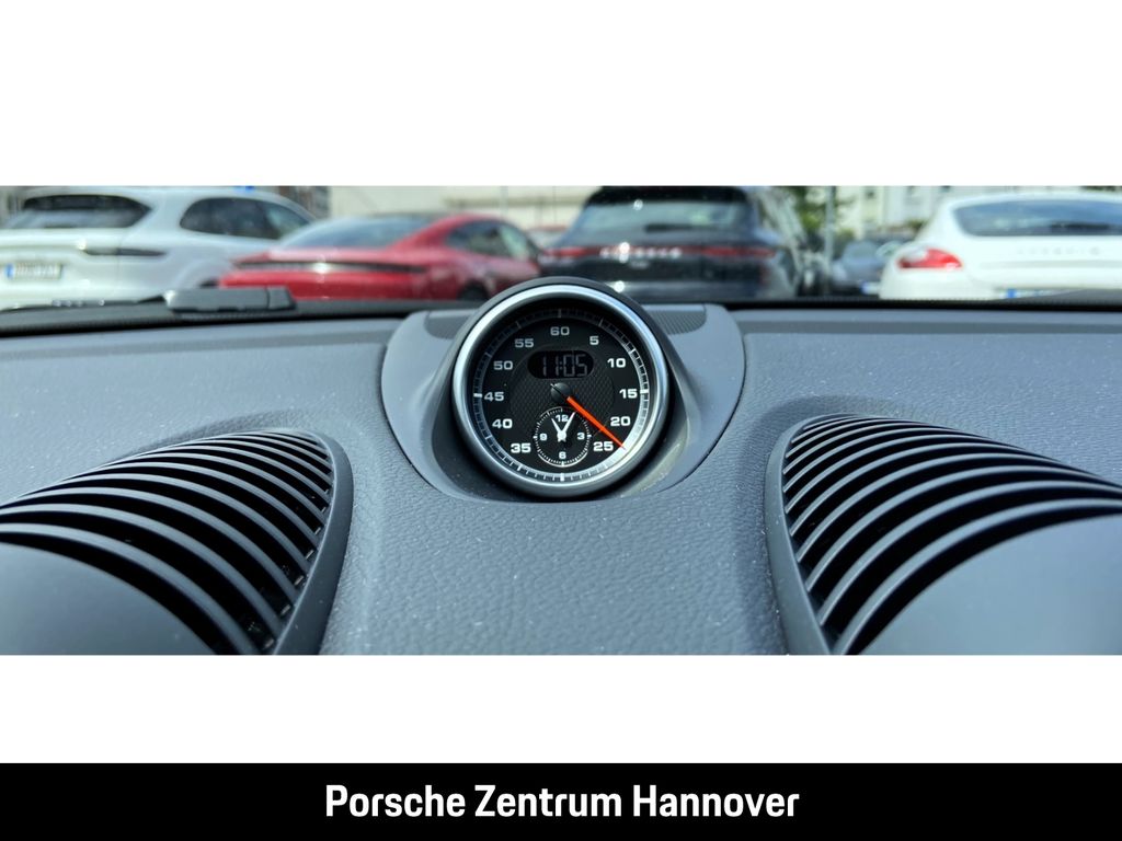 Porsche Cayman 2024