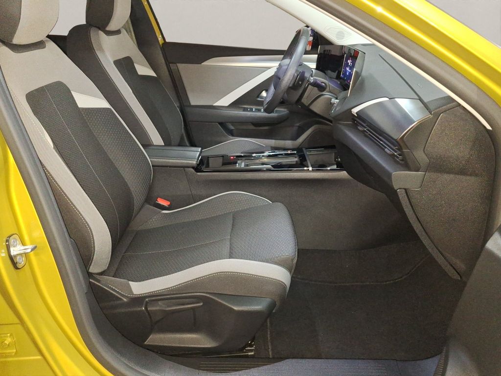 Opel Astra 2022