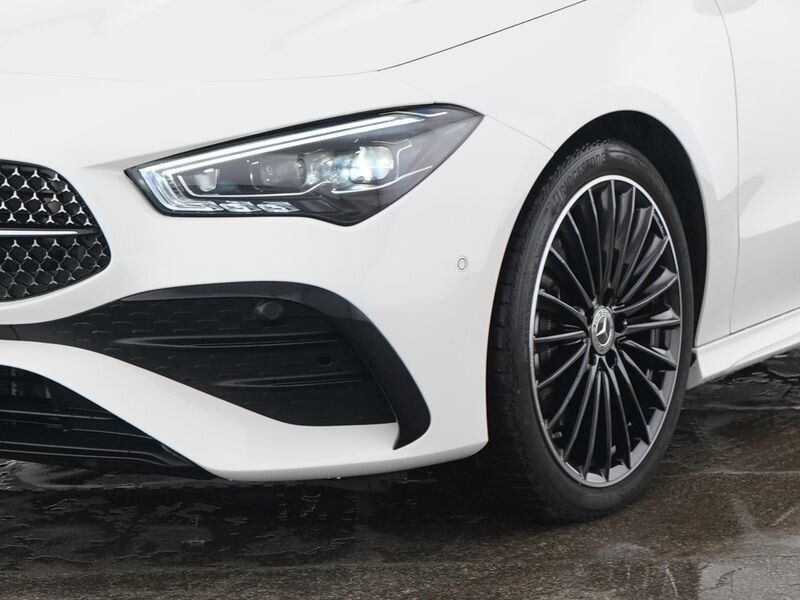 Mercedes-Benz CLA 200 2025