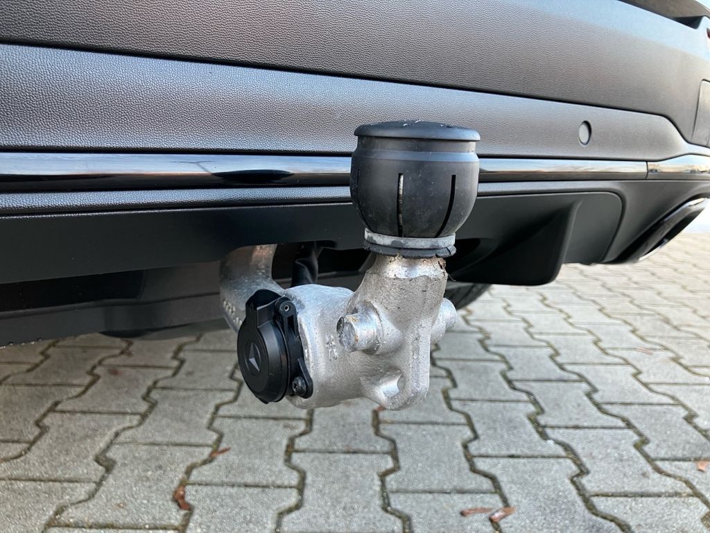 Mercedes-Benz GLC 300 2021