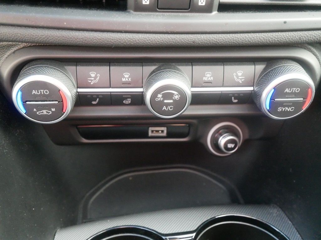 Alfa Romeo Giulia 2023