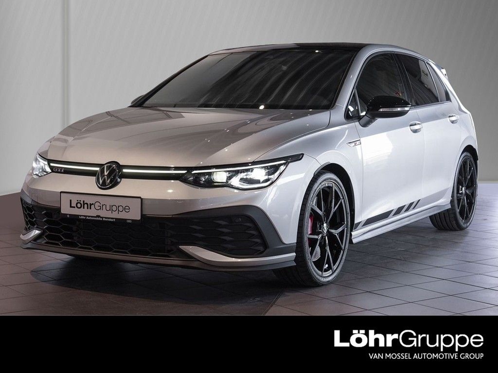 Volkswagen Golf 2024