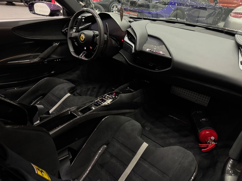 Ferrari SF90 2023