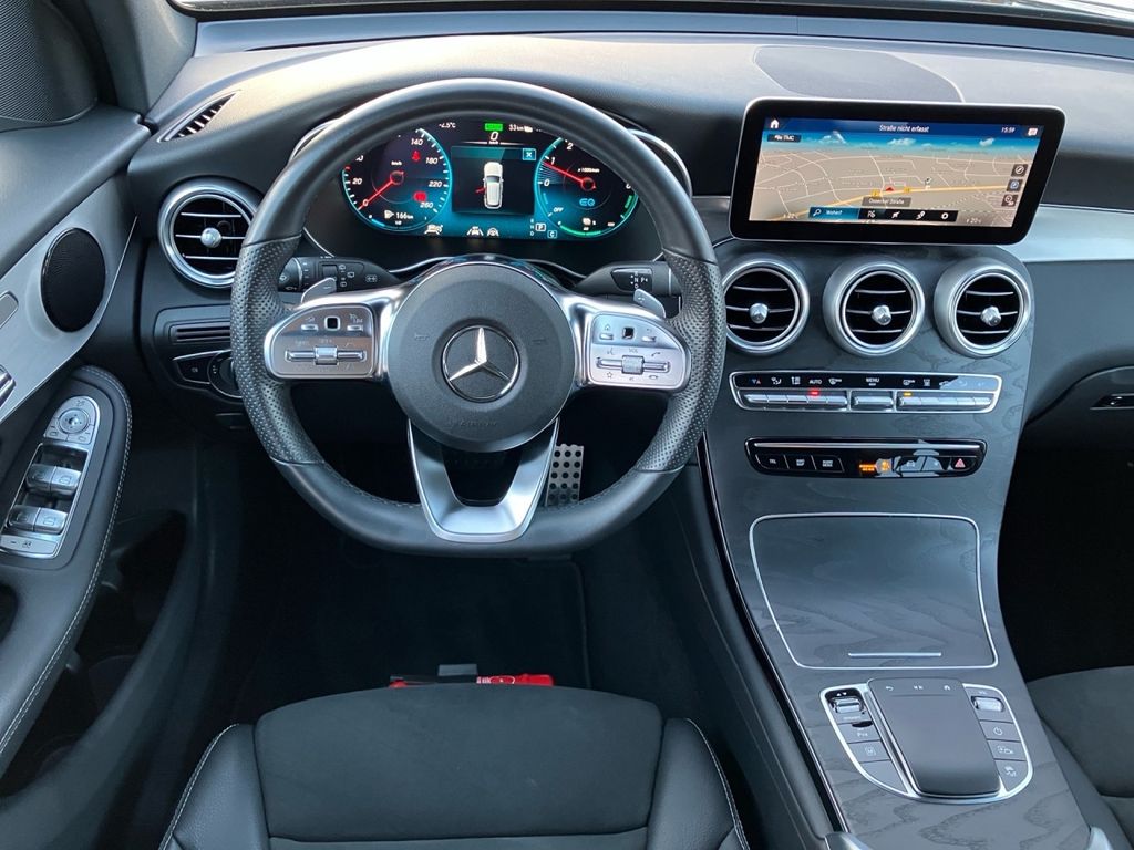 Mercedes-Benz GLC 300 2021
