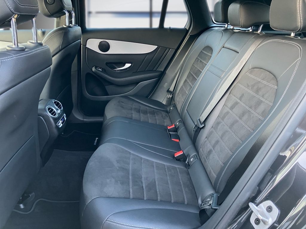 Mercedes-Benz GLC 300 2021