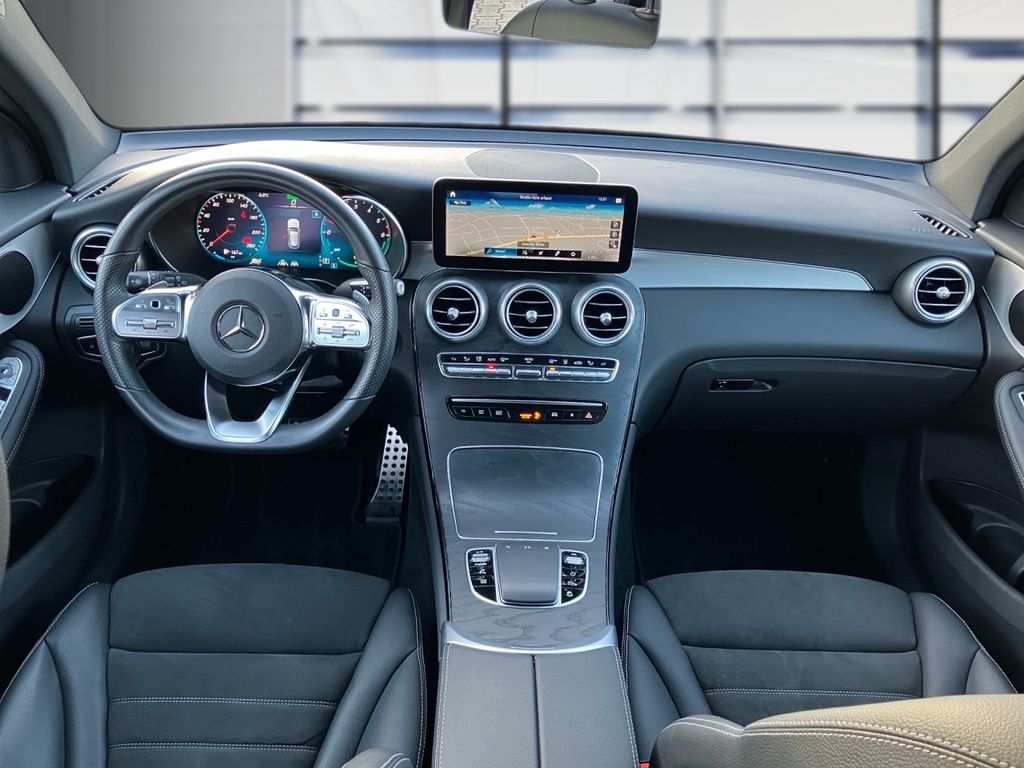 Mercedes-Benz GLC 300 2021