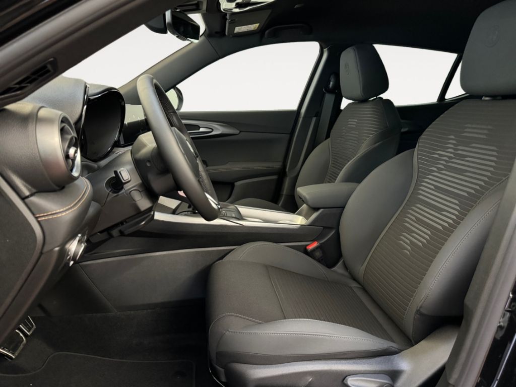 Alfa Romeo Tonale 2025