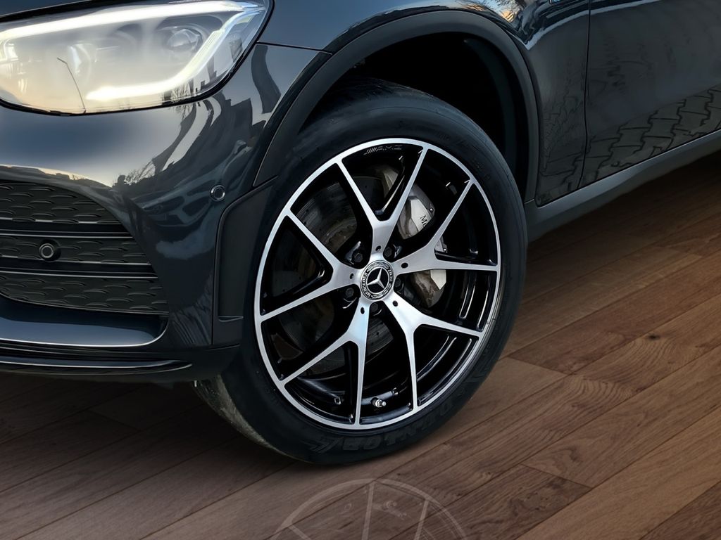 Mercedes-Benz GLC 300 2021