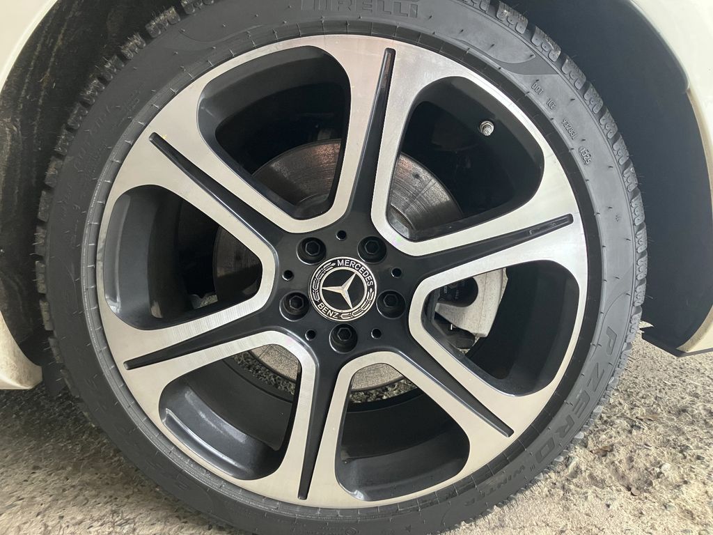 Mercedes-Benz E 400 2019