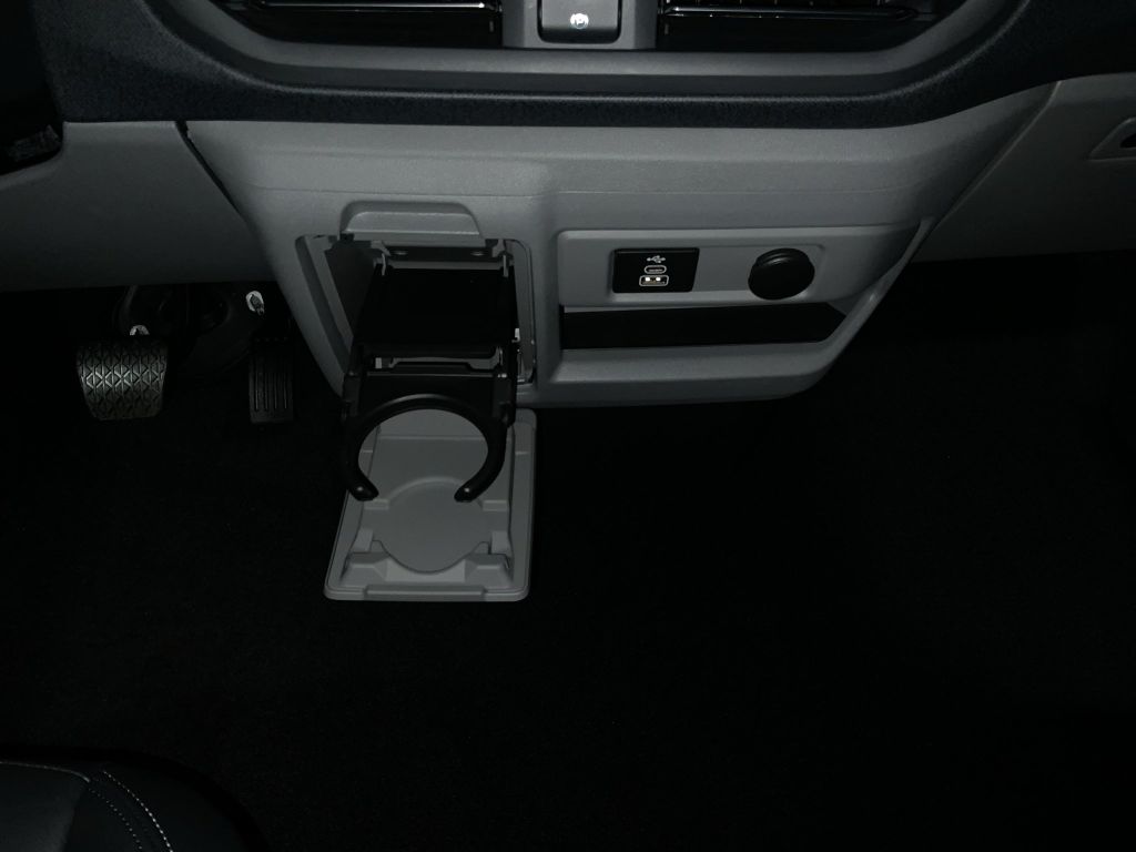 Ford Tourneo Custom 2025