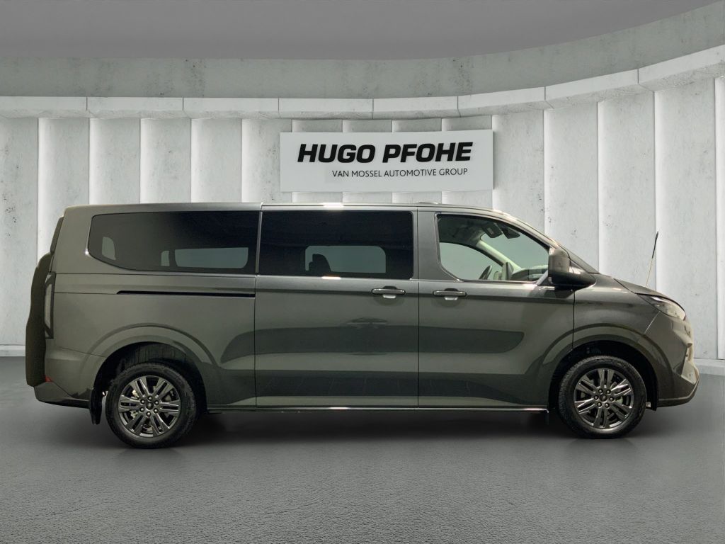 Ford Tourneo Custom 2025