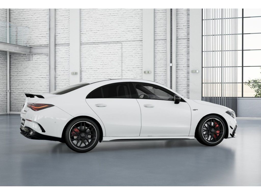 Mercedes-Benz CLA 45 AMG 2024