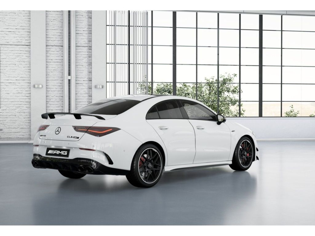Mercedes-Benz CLA 45 AMG 2024