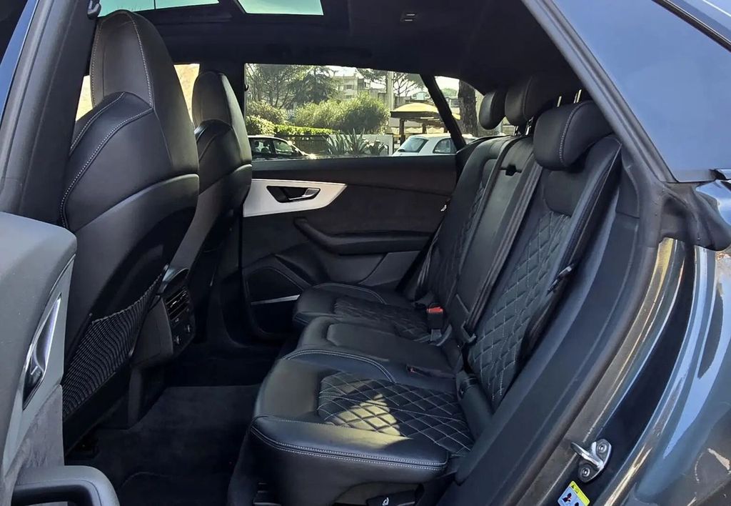 Audi Q8 2025