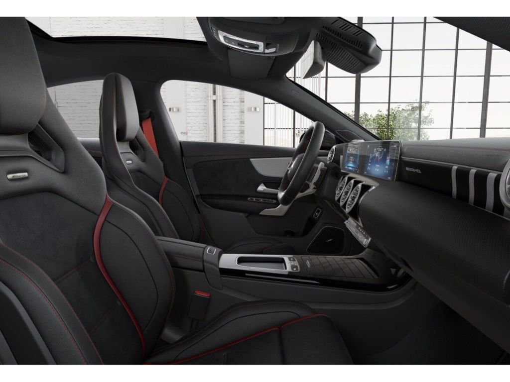 Mercedes-Benz CLA 45 AMG 2024