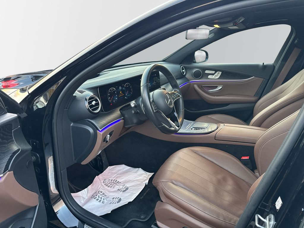 Mercedes-Benz E 200 2022