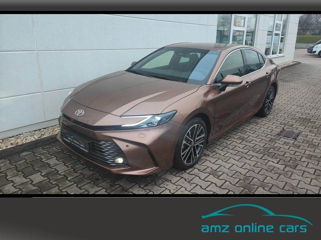 Toyota Camry 2025