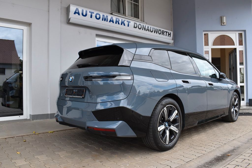 BMW iX 2022