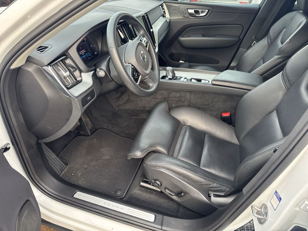 Volvo XC60 2023