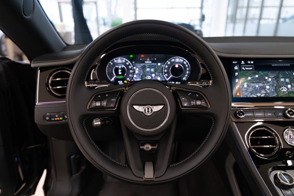 Bentley Continental GTC 2024