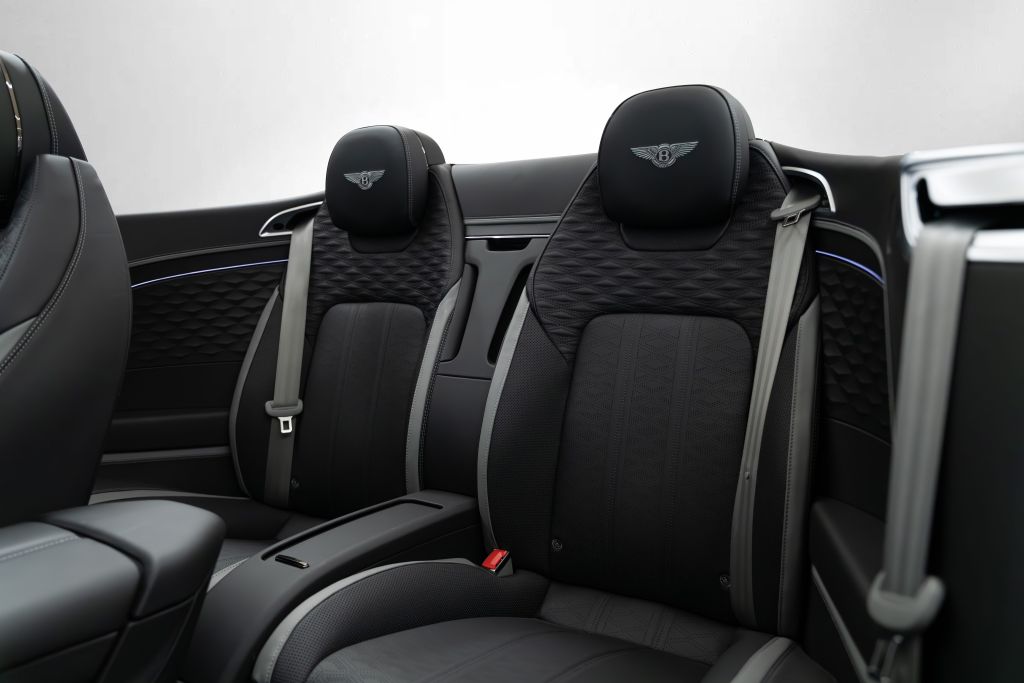 Bentley Continental GTC 2024