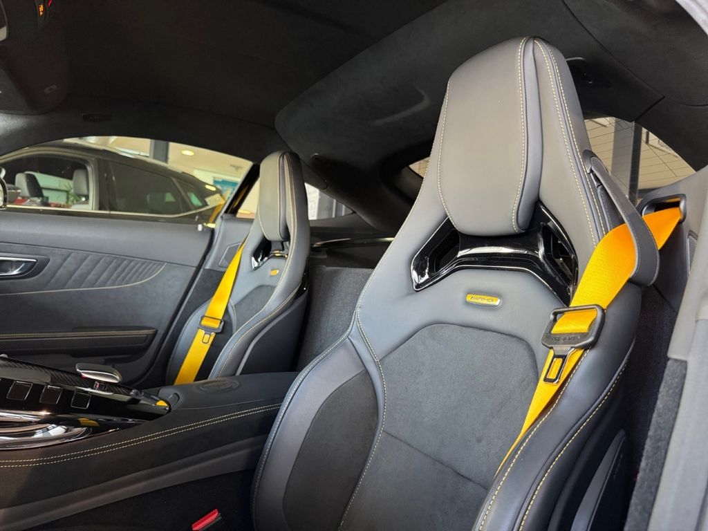 Mercedes-Benz AMG GT 2022