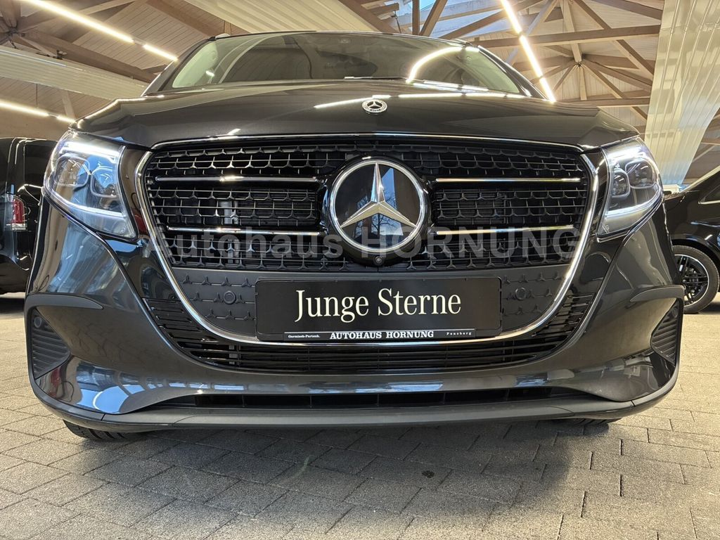 Mercedes-Benz V 220 2025