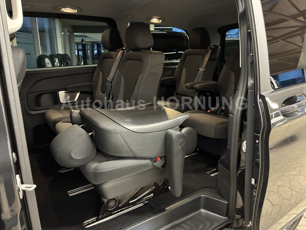 Mercedes-Benz V 220 2025