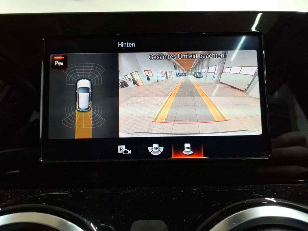 Mercedes-Benz GLA 200 2022