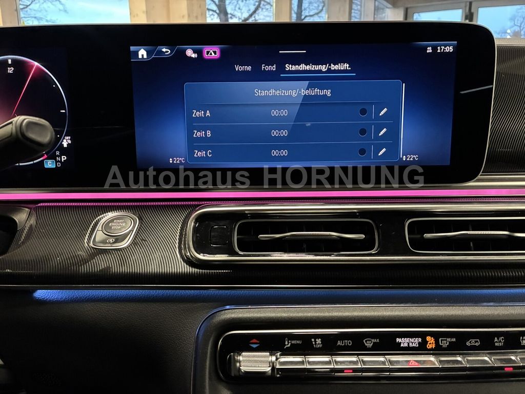 Mercedes-Benz V 220 2025