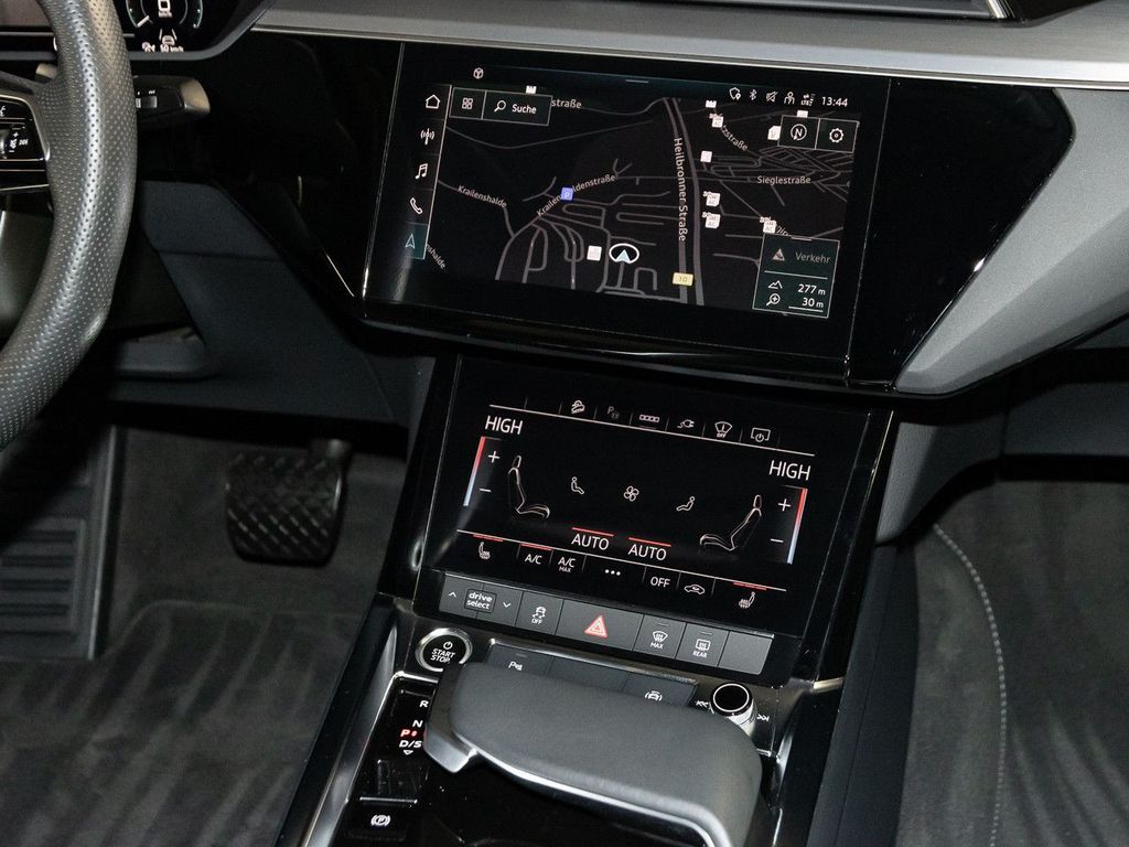 Audi e-tron 2023