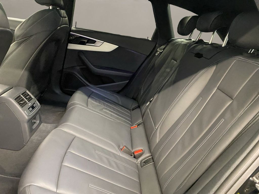 Audi A4 2024