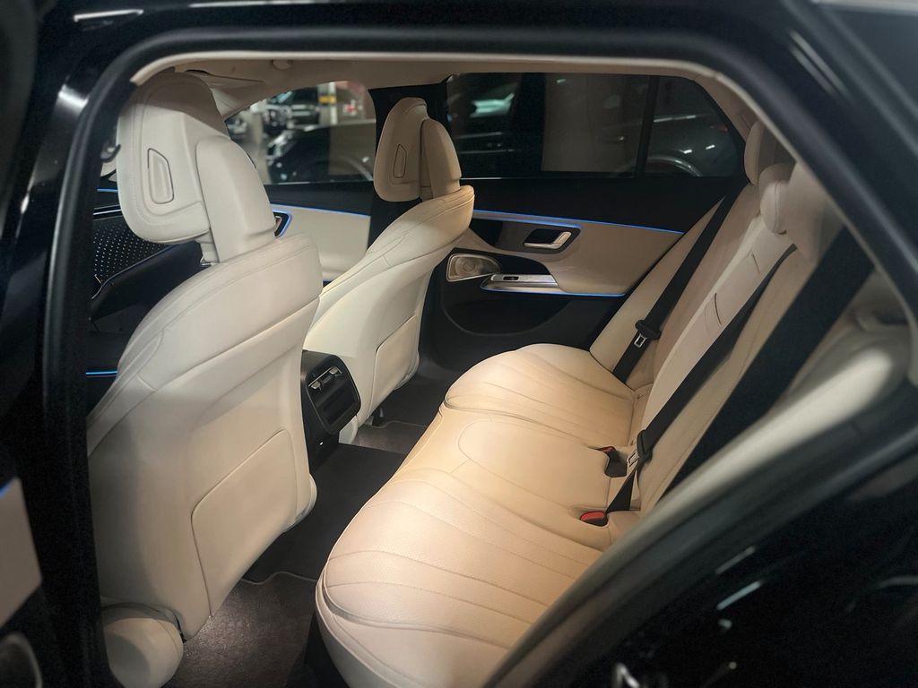 Mercedes-Benz E 300 2024