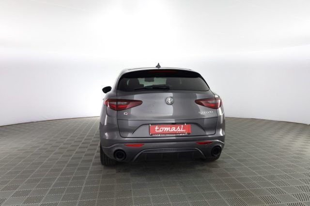 Alfa Romeo Stelvio 2023