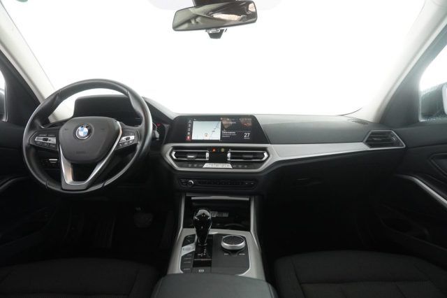BMW 320 2021
