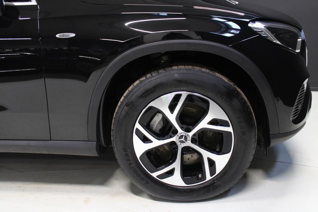 Mercedes-Benz GLC 300 2025