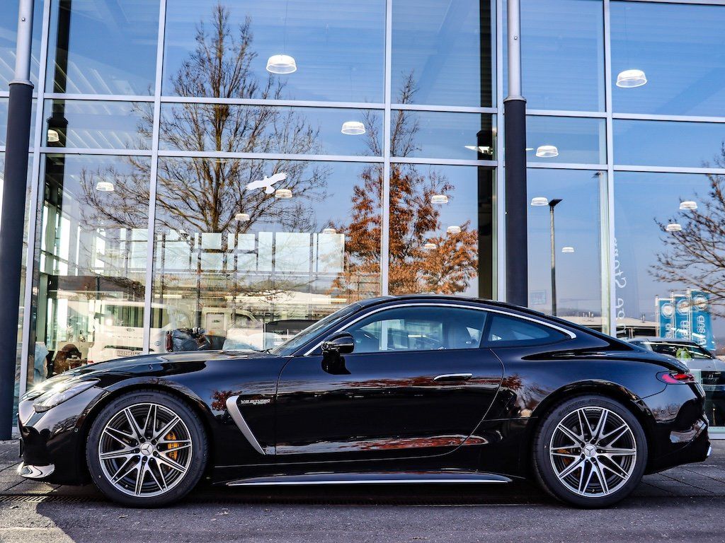 Mercedes-Benz AMG GT 2024