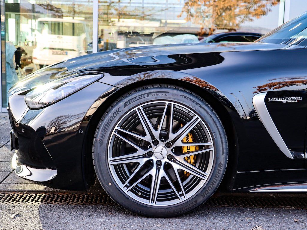 Mercedes-Benz AMG GT 2024