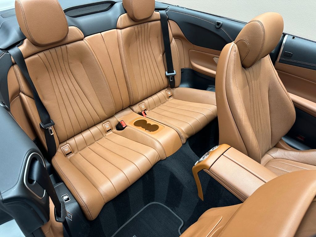 Mercedes-Benz E 300 2022