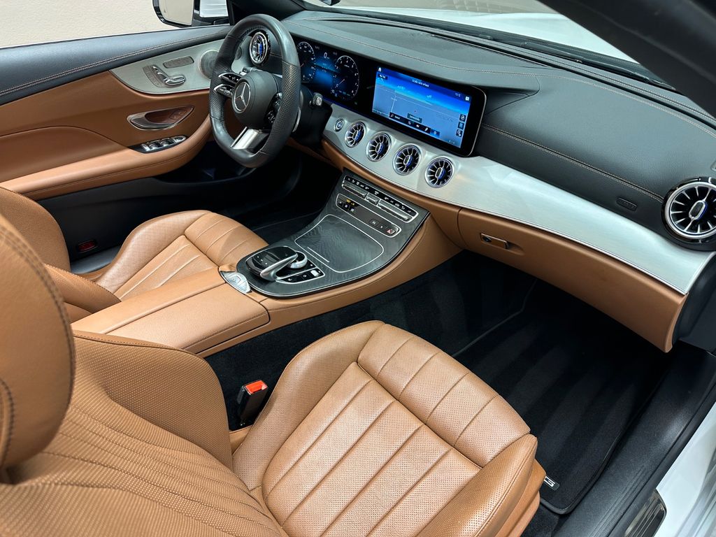 Mercedes-Benz E 300 2022