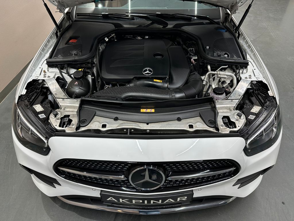 Mercedes-Benz E 300 2022