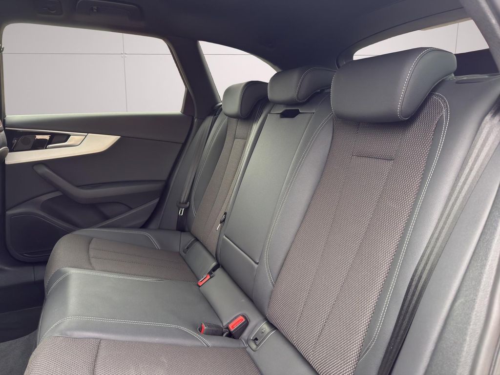 Audi A4 2024