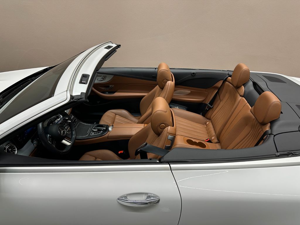 Mercedes-Benz E 300 2022